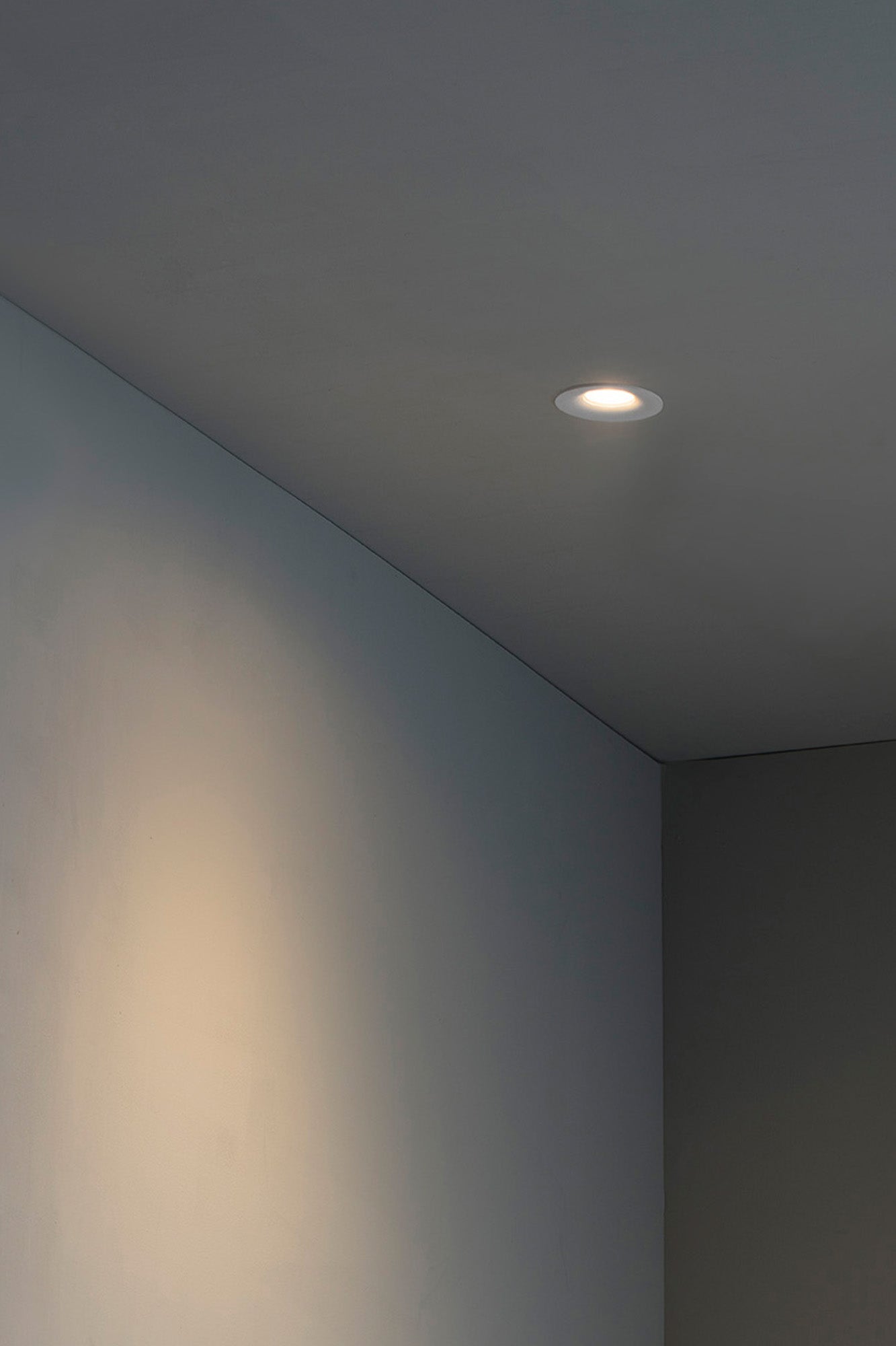 WET White downlight