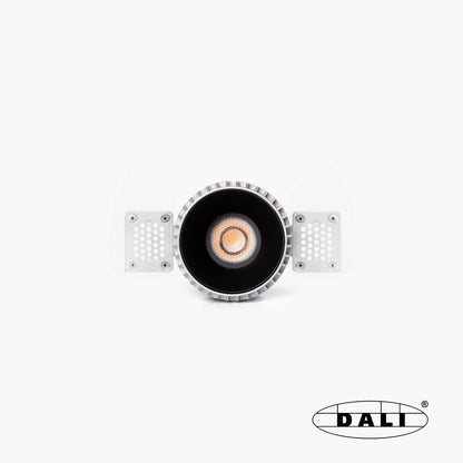 TULIPA Black recessed trimless downlight 7W 15° 3000K CRI90 DALI