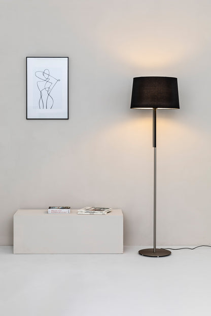 VOLTA Black floor lamp