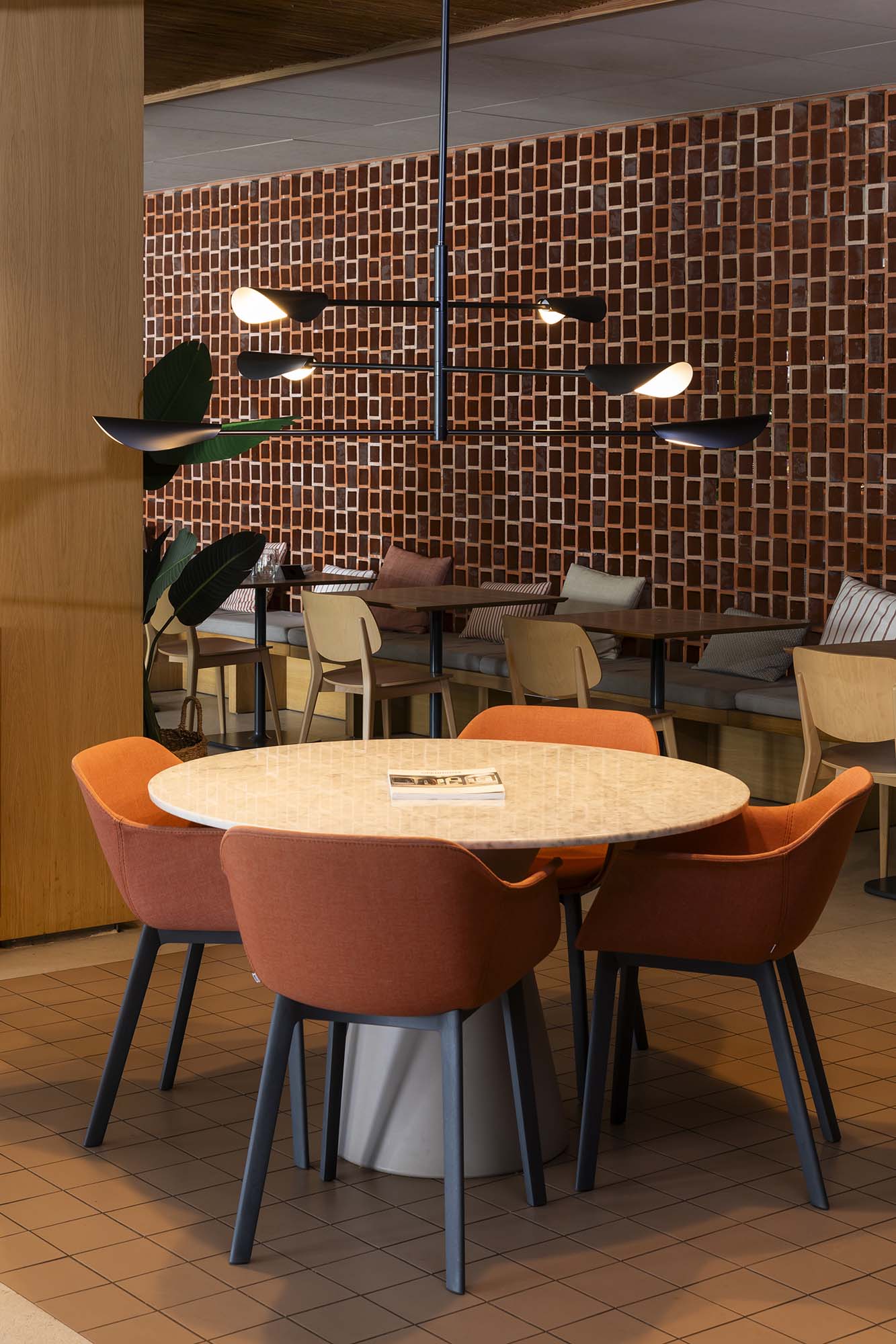 LIGGERA Black pendant lamp