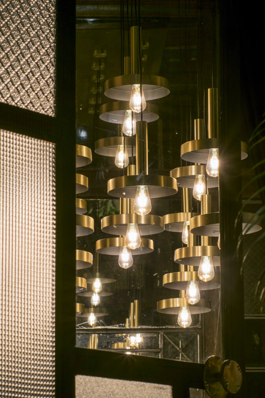 WHIZZ 7L Golden/black pendant lamp