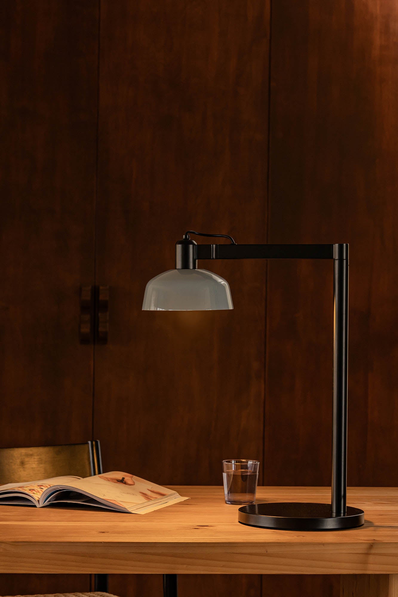 TATAWIN grayish blue metal table lamp