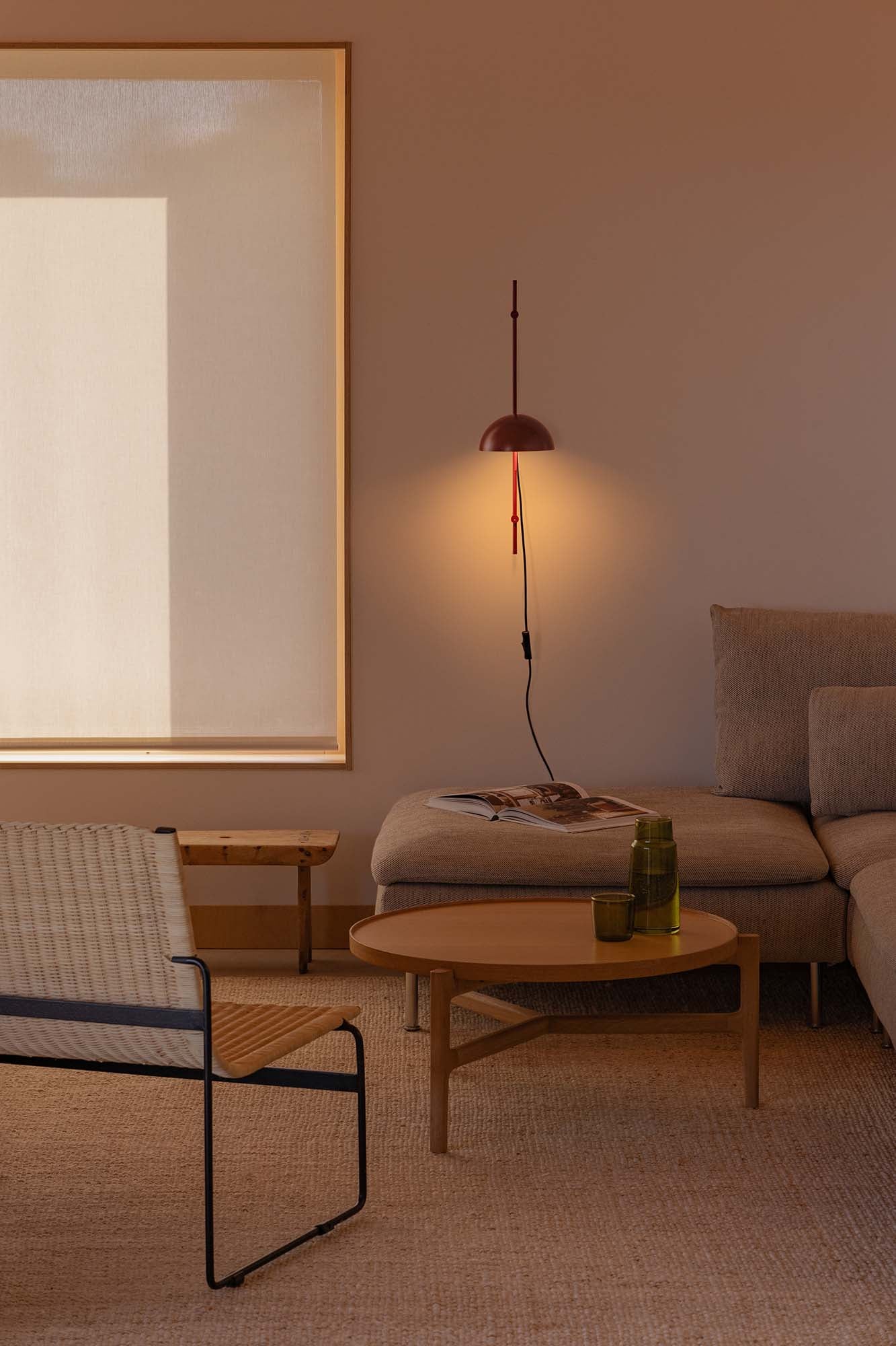MATILDA Burgandy wall lamp
