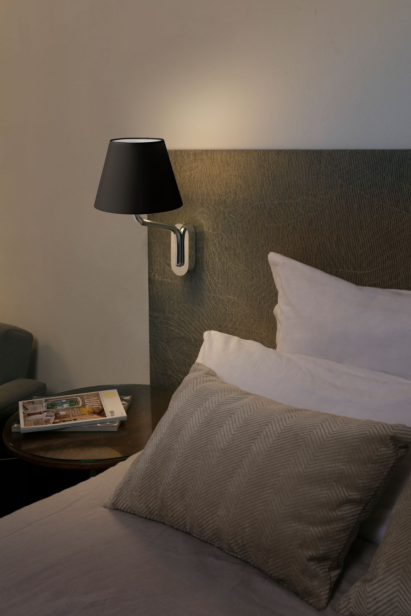ETERNA Chrome/black wall lamp
