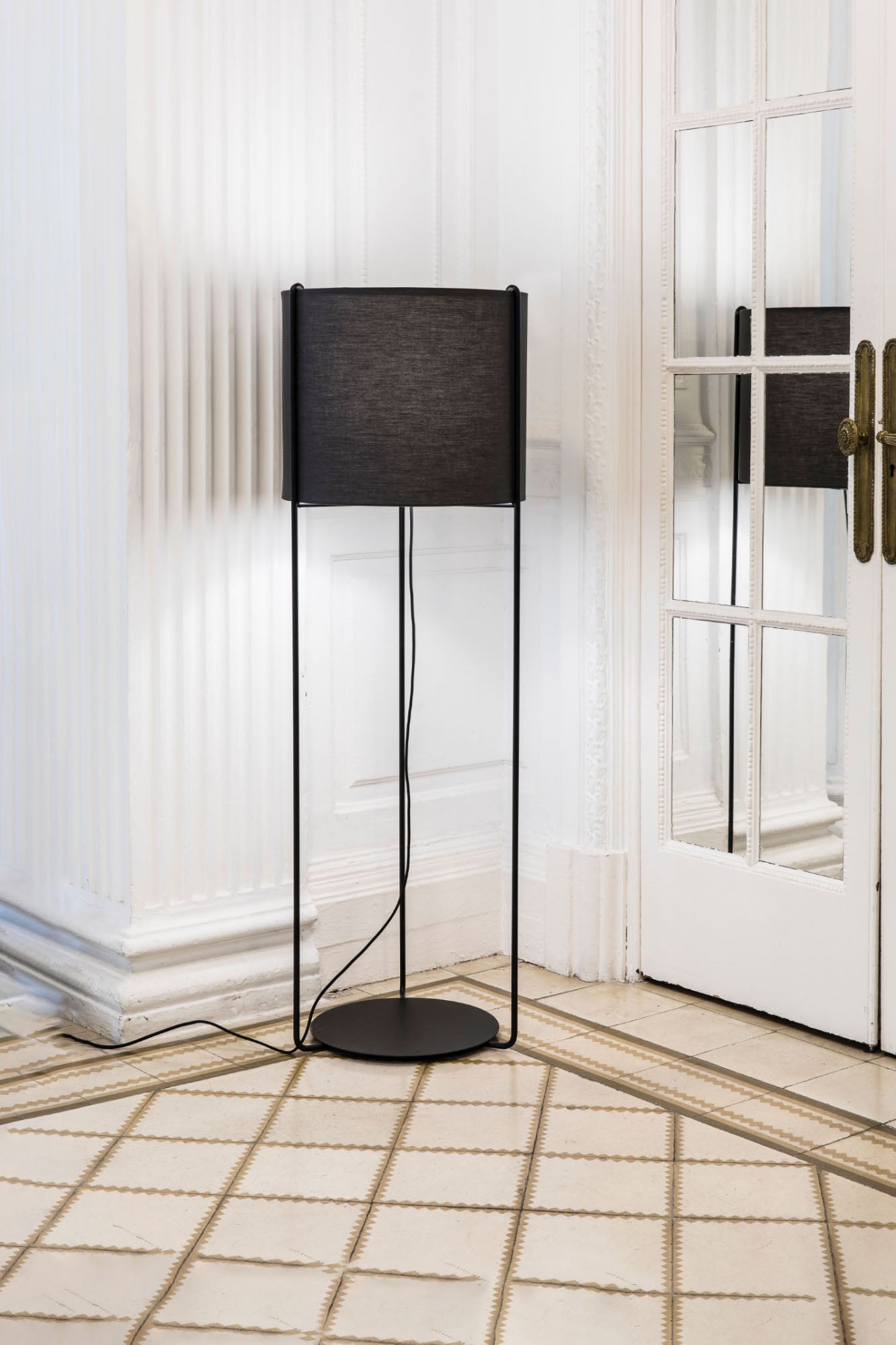 DRUM Black/grey floor lamp