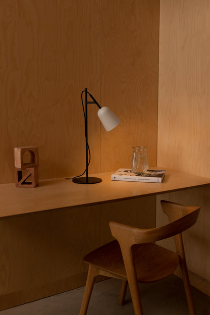STUDIO White table lamp
