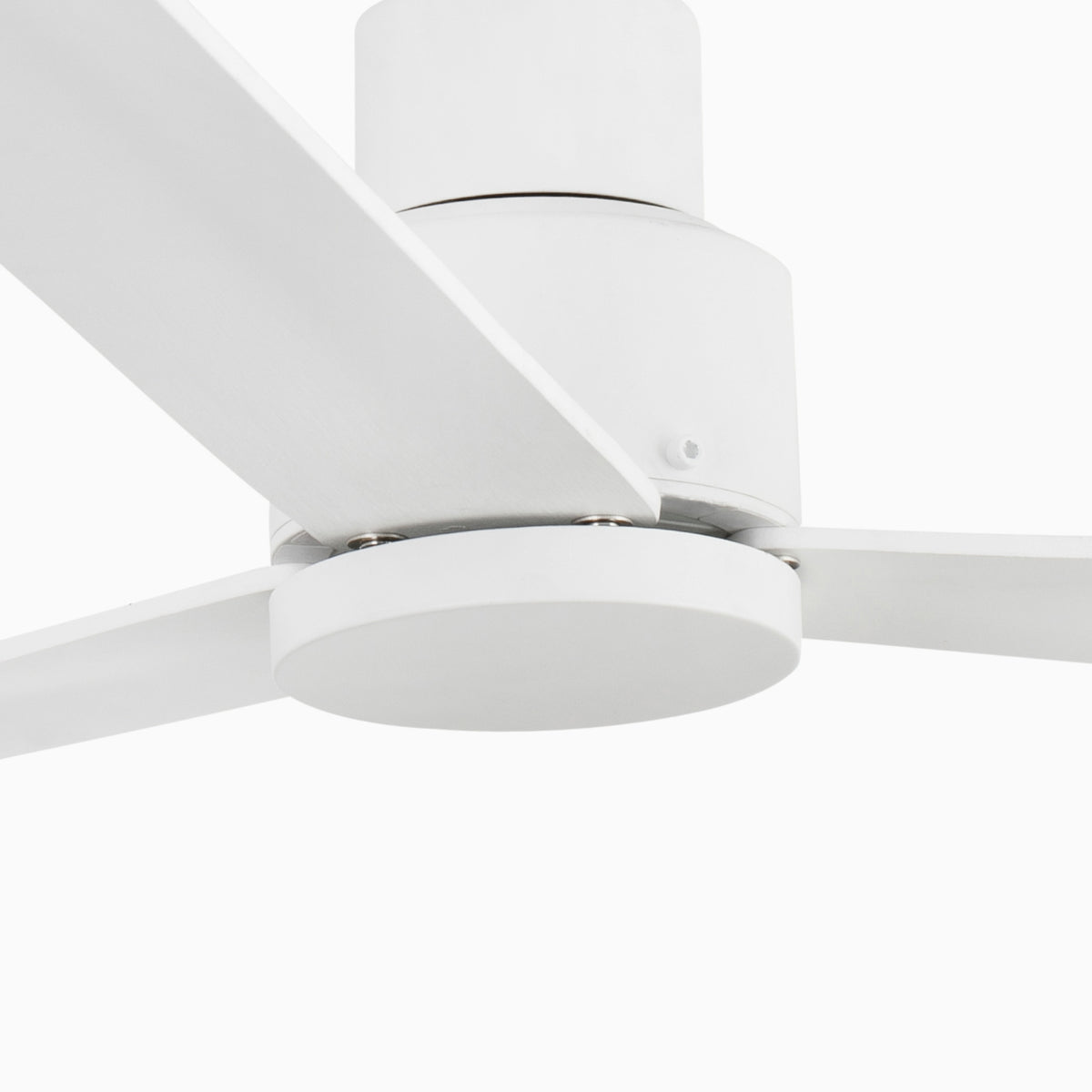 Потолочный вентилятор без светильника NASSAU Ø1280 MM WHITE 3 ЛОПАСТИ
