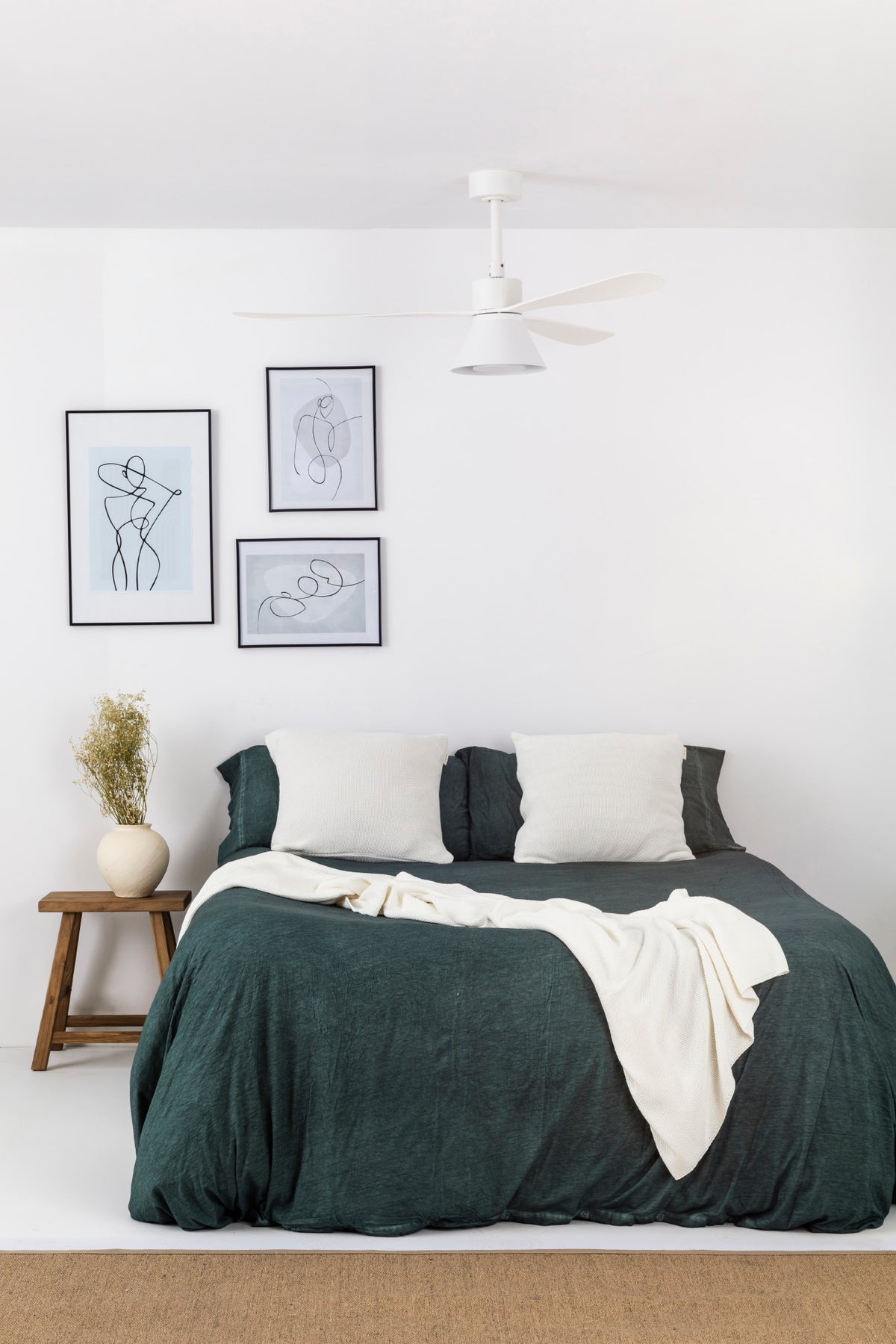 Takfläkt med belysning AMELIA Ø1320 WHITE 3P CONE CCT