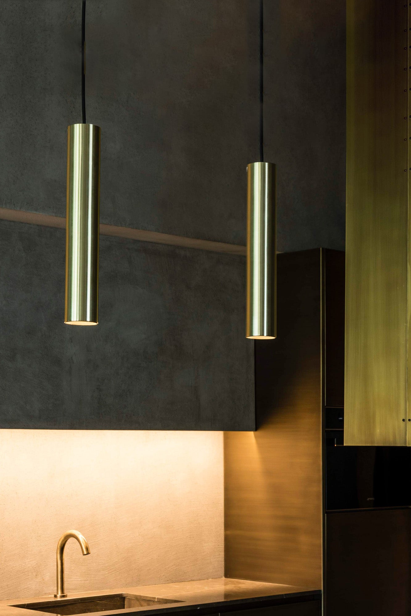 STAN Satin gold pendant lamp