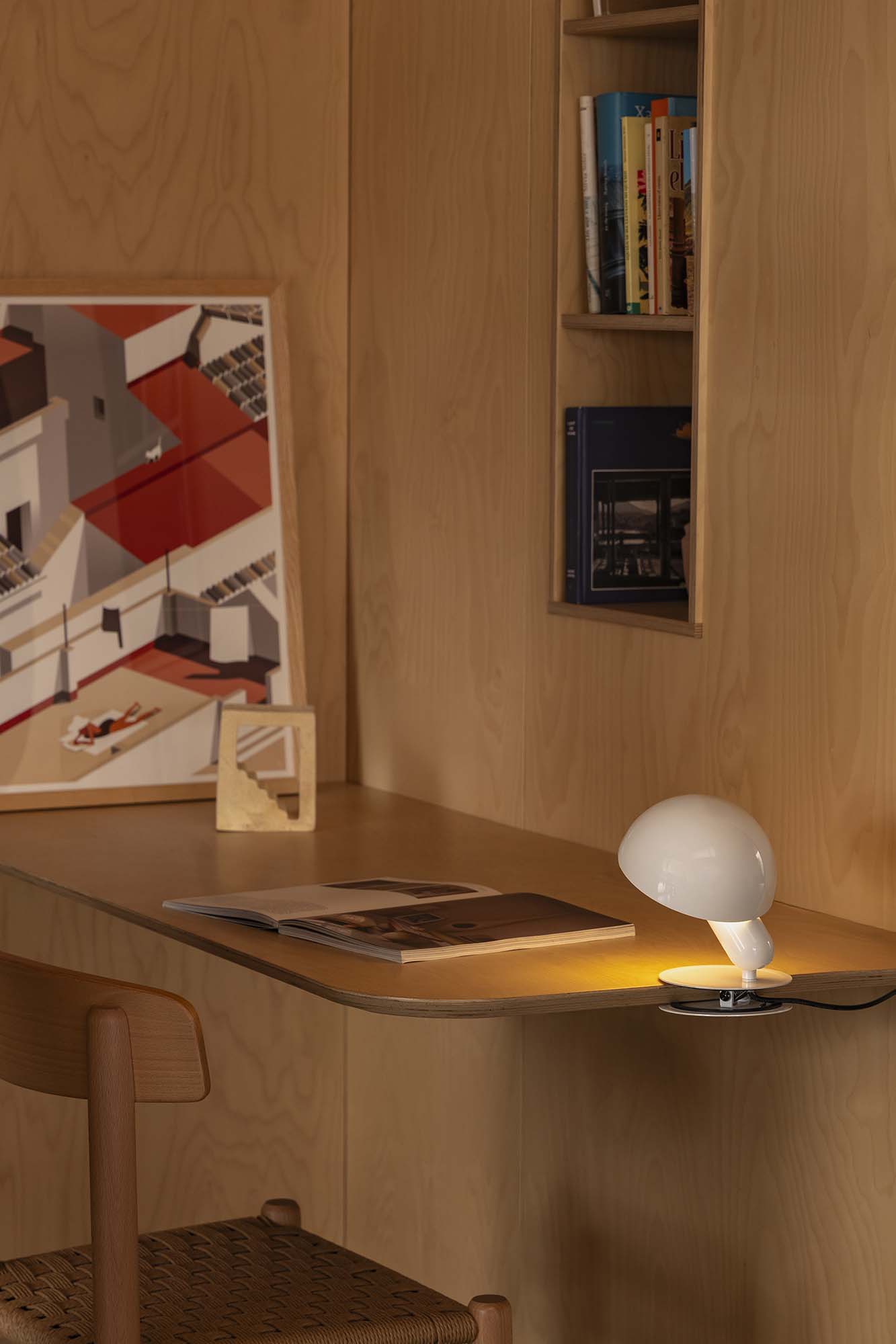 BELA White table lamp with clip