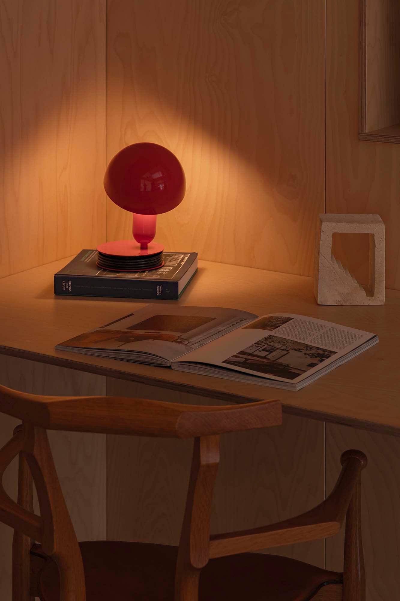 BELA Red table lamp with clip