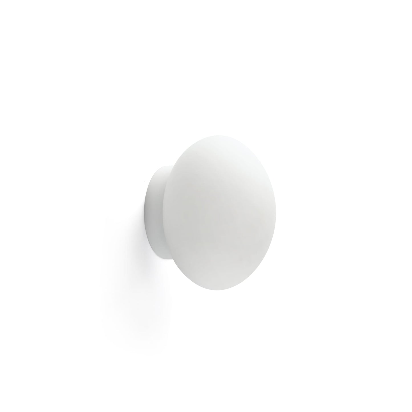 NUBO 150 White wall/ceiling lamp