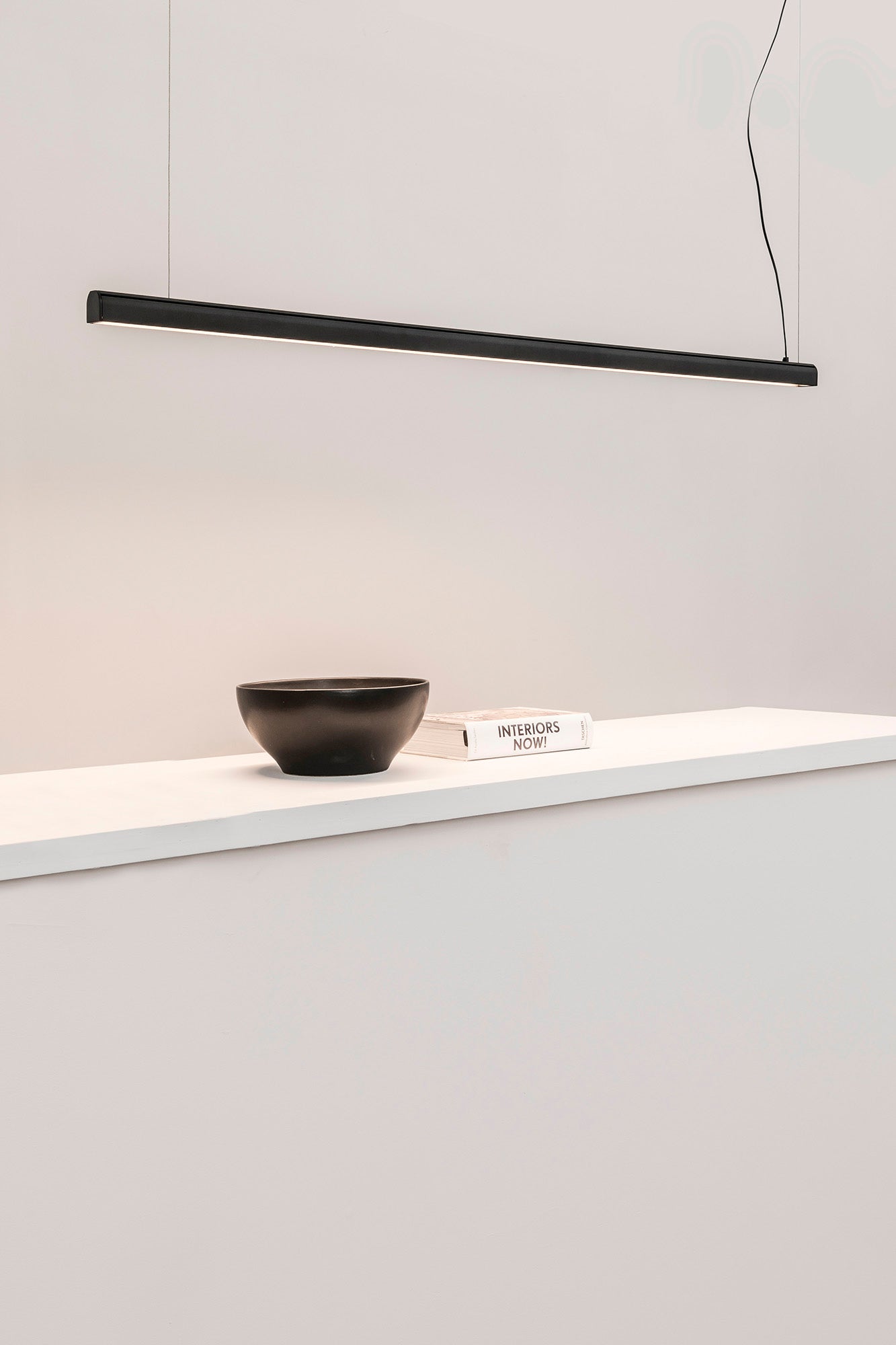 VICO 1150 Black pendant lamp with recessed canopy