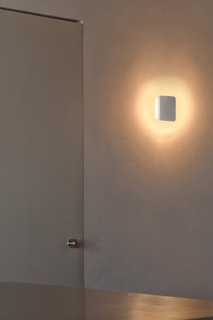 ELSA White wall lamp