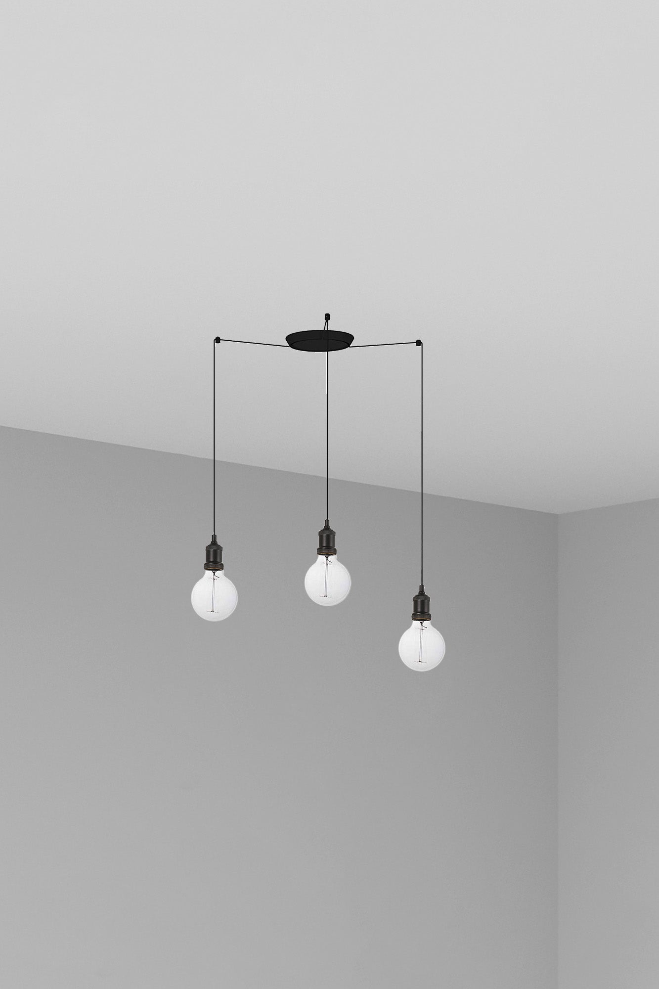 ART 3L Black pendant lamp