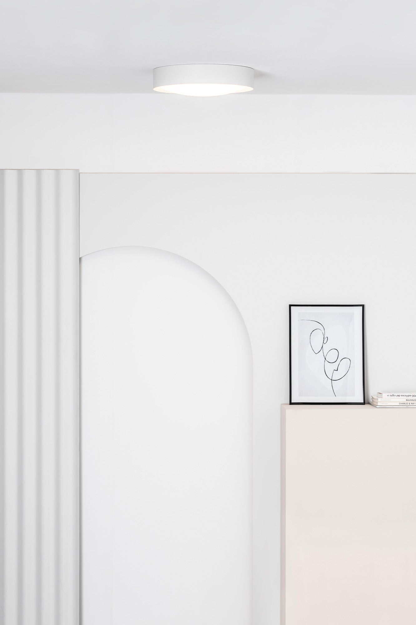 VUK White ceiling lamp