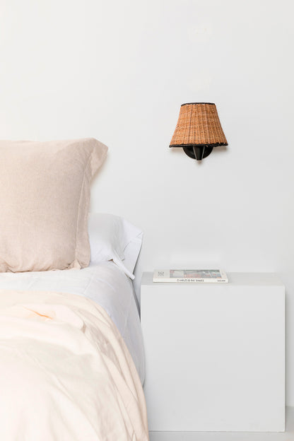 SUMBA Black/rattan wall lamp