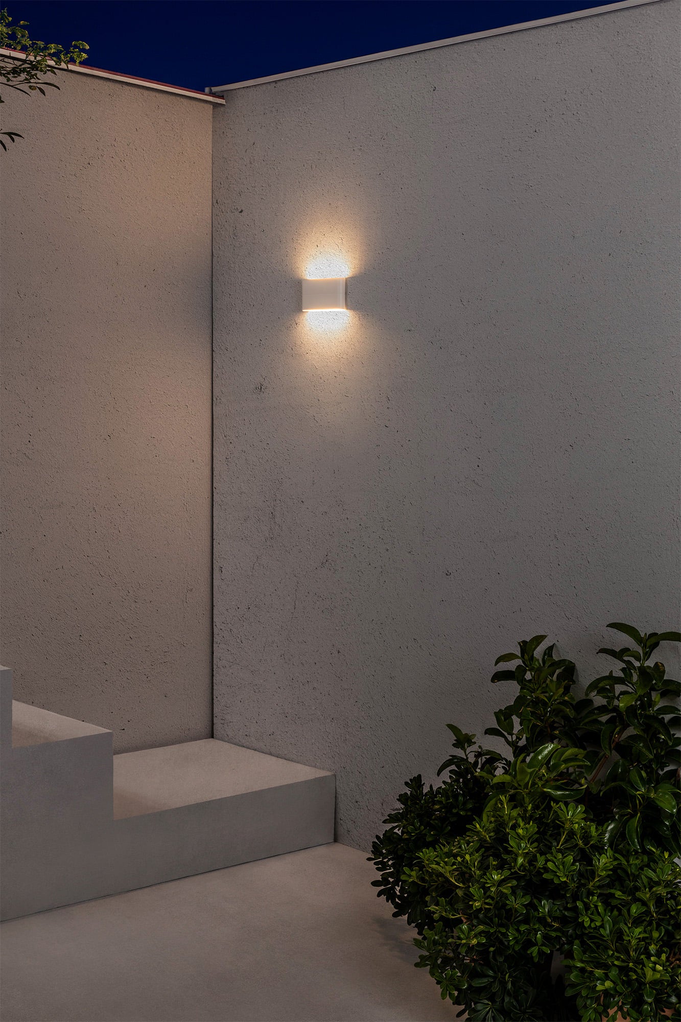 ADAY 175 White wall lamp