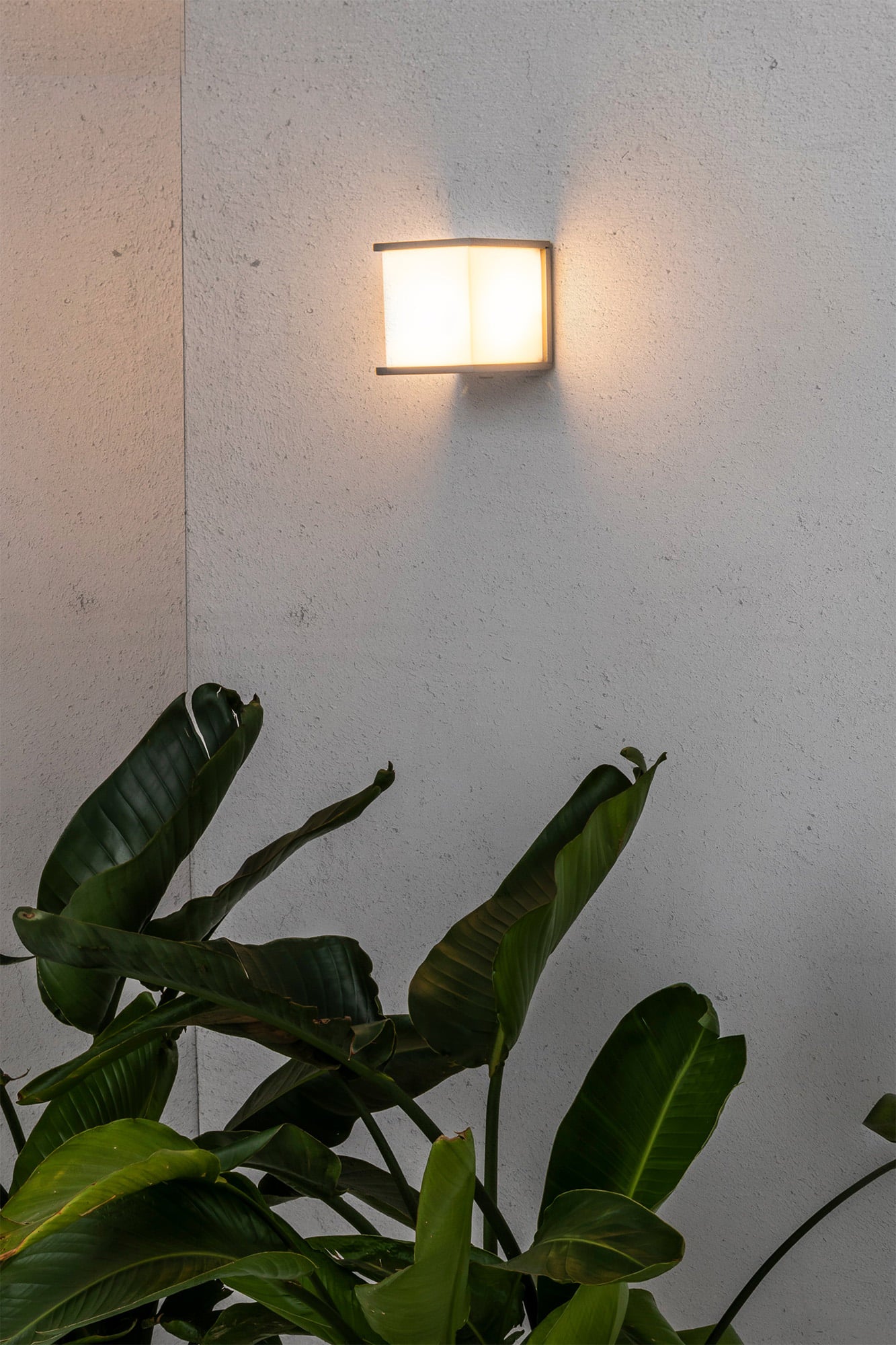 KUBICK Grey wall lamp