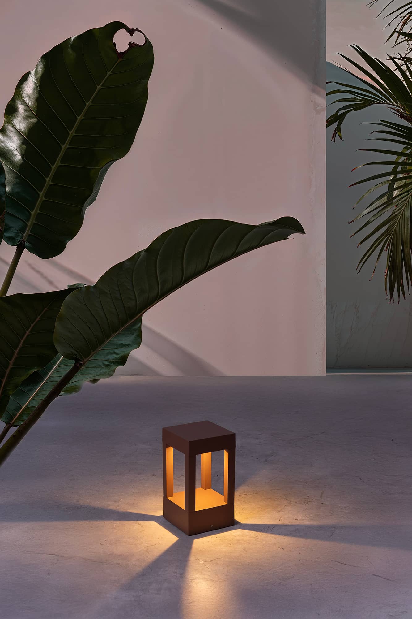 AGRA 200 Rust beacon lamp 3000K