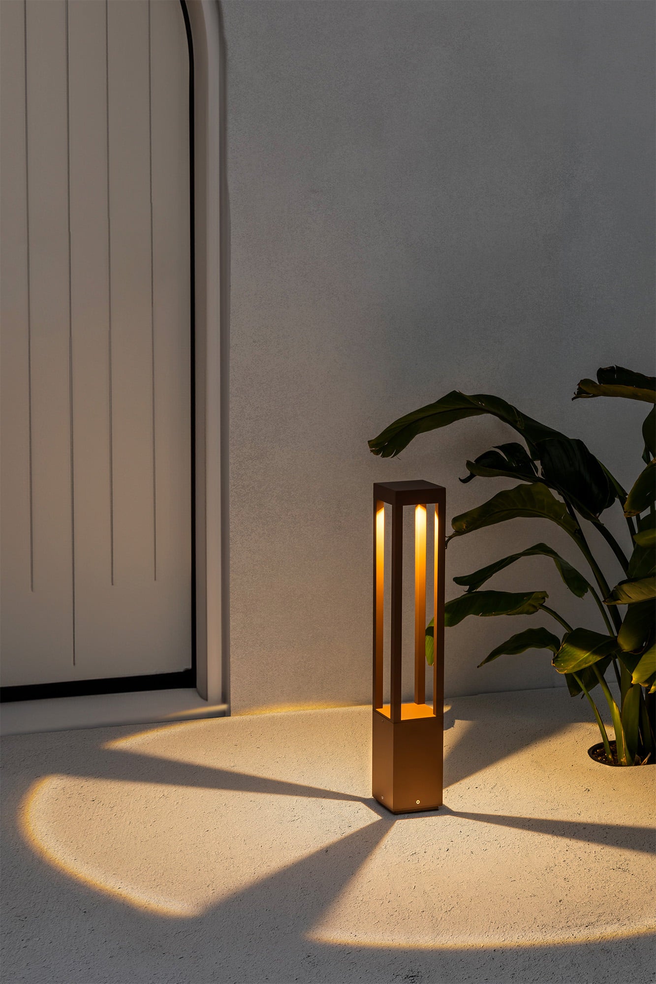 AGRA 650 Brown beacon lamp 2700K