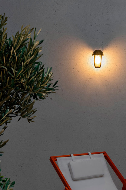 BORDA Brass wall lamp