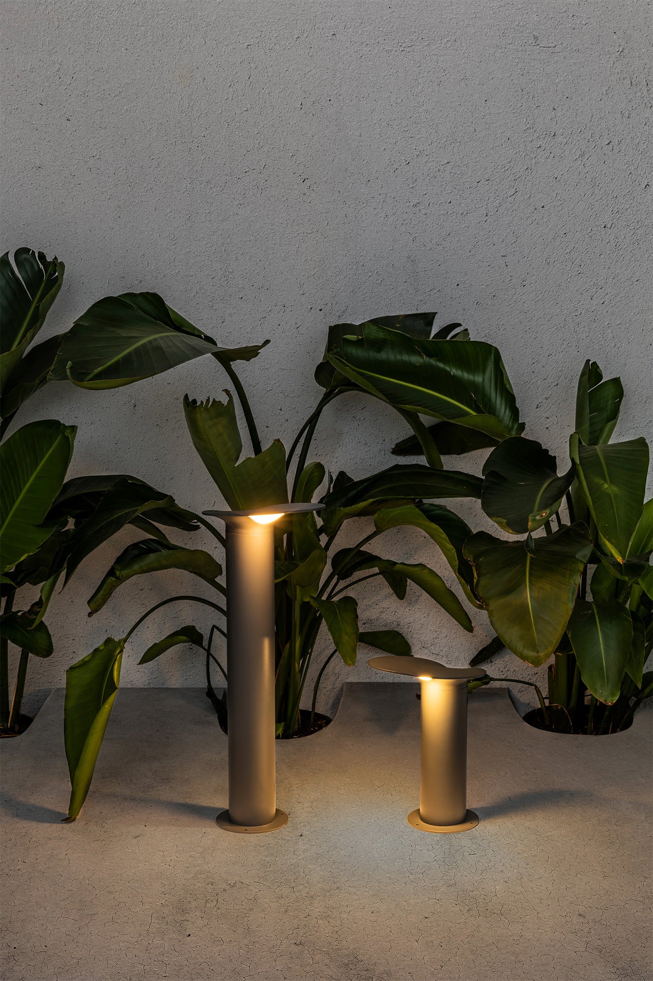 LOTUS 650 Dark grey beacon lamp