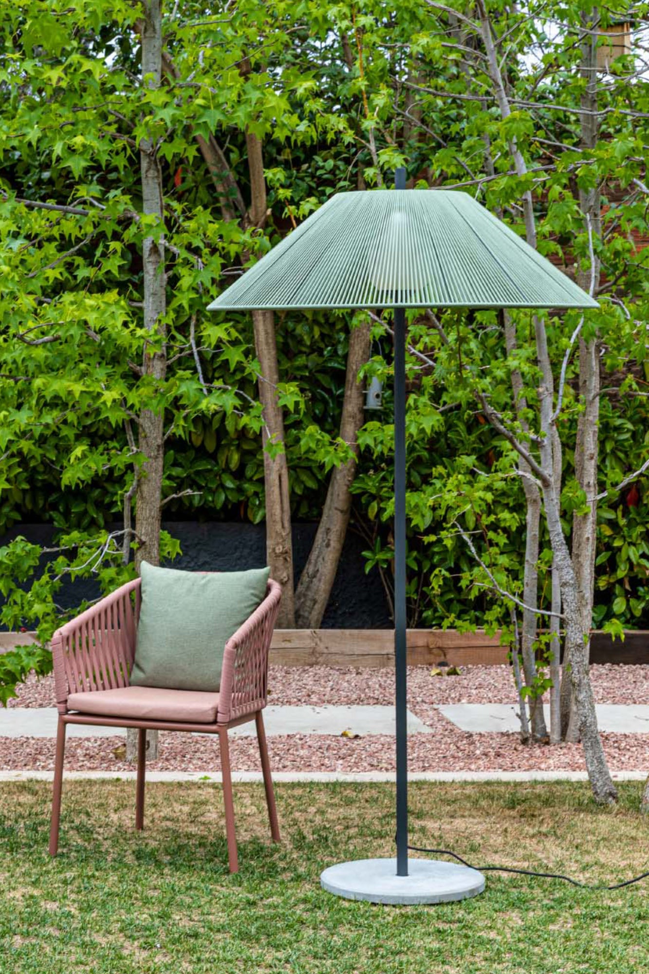 SAIGON OUT PIE DE SALÓN 2M C100 VERDE BASE CEMENTO
