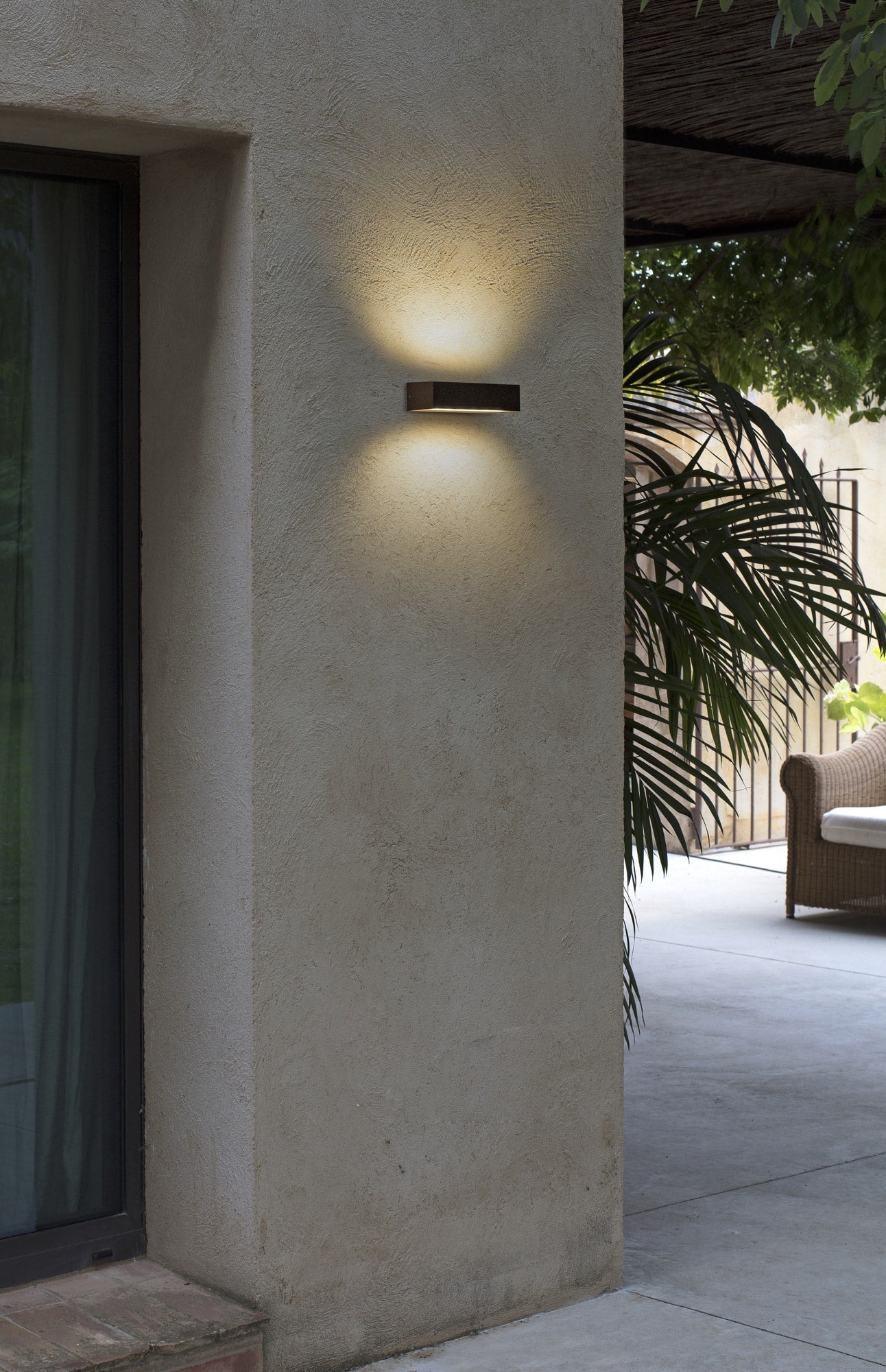 DORO 220 Rust wall lamp
