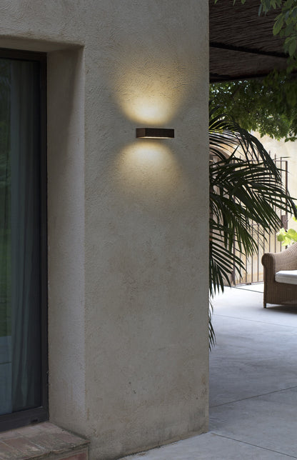 DORO 220 Rust wall lamp
