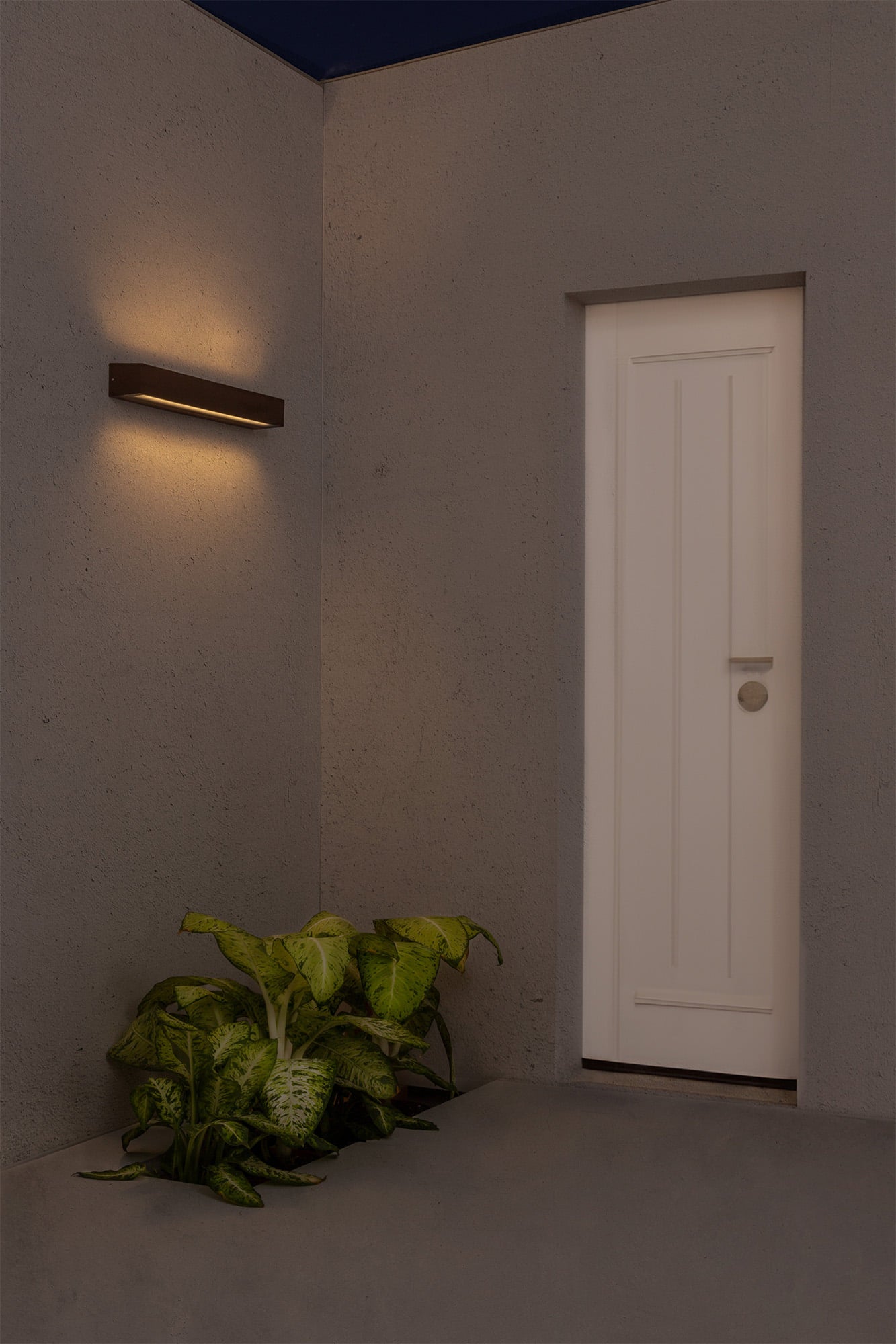 DORO 500 Rust wall lamp