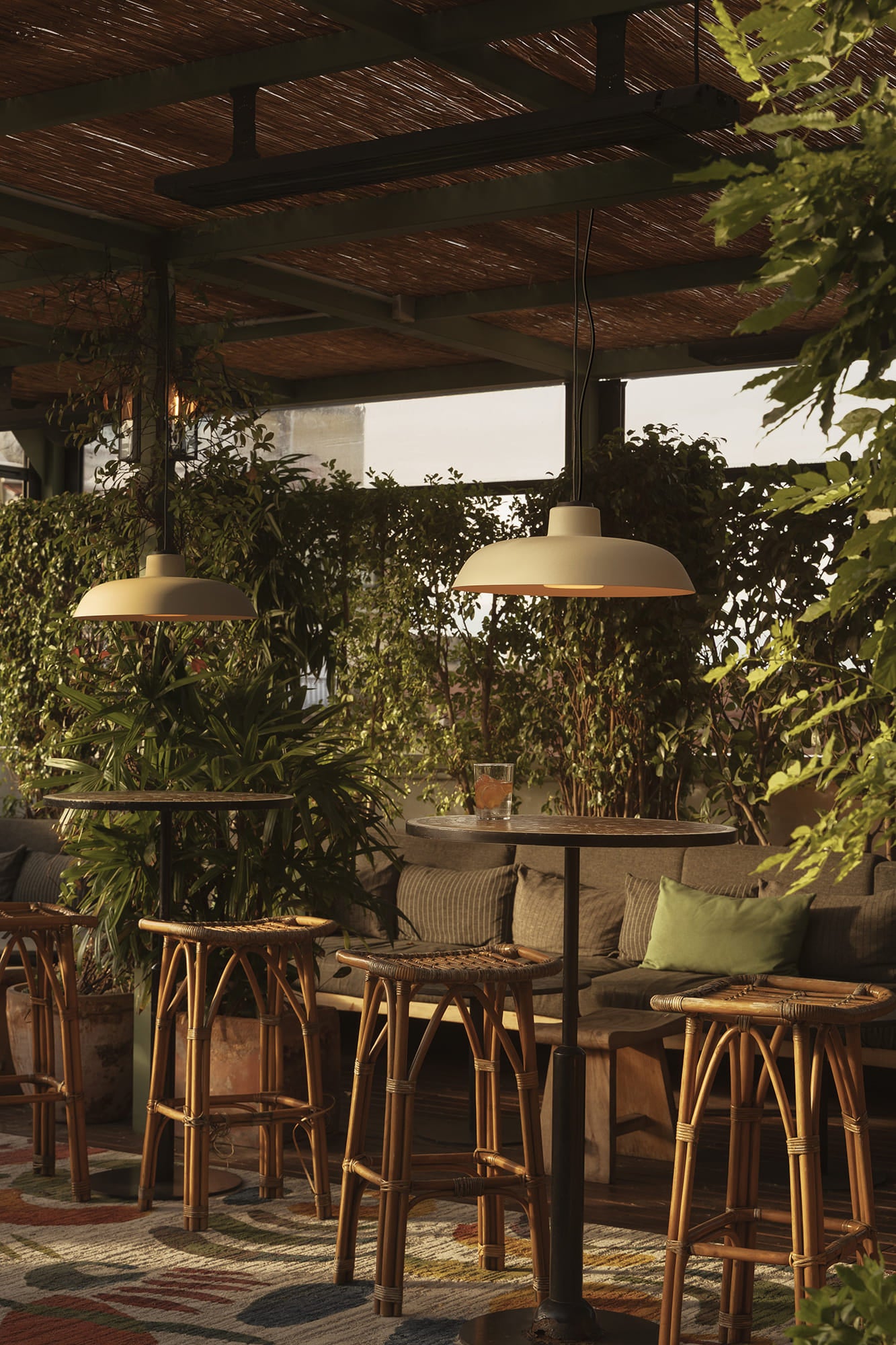 SAGA Beige pendant system