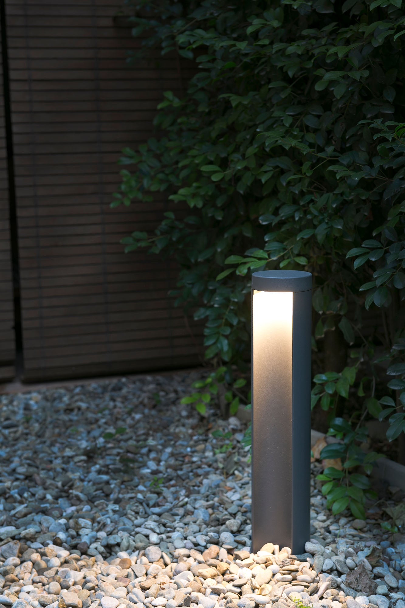 CHANDRA Dark grey beacon lamp