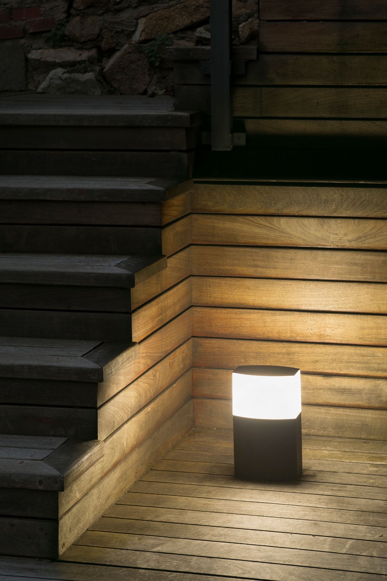 DATNA 300 Dark grey post lamp