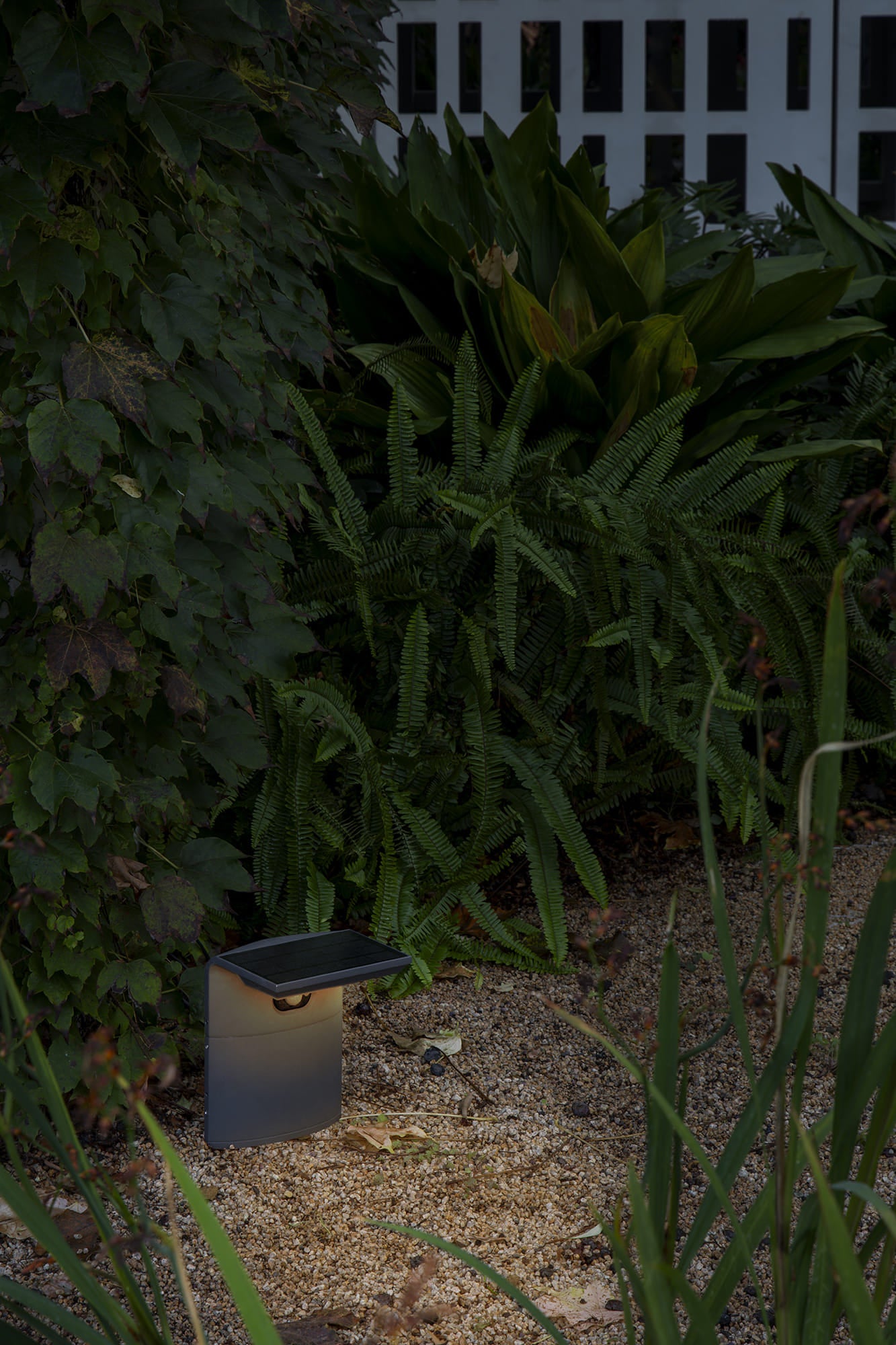 LUMA S Dark grey bollard