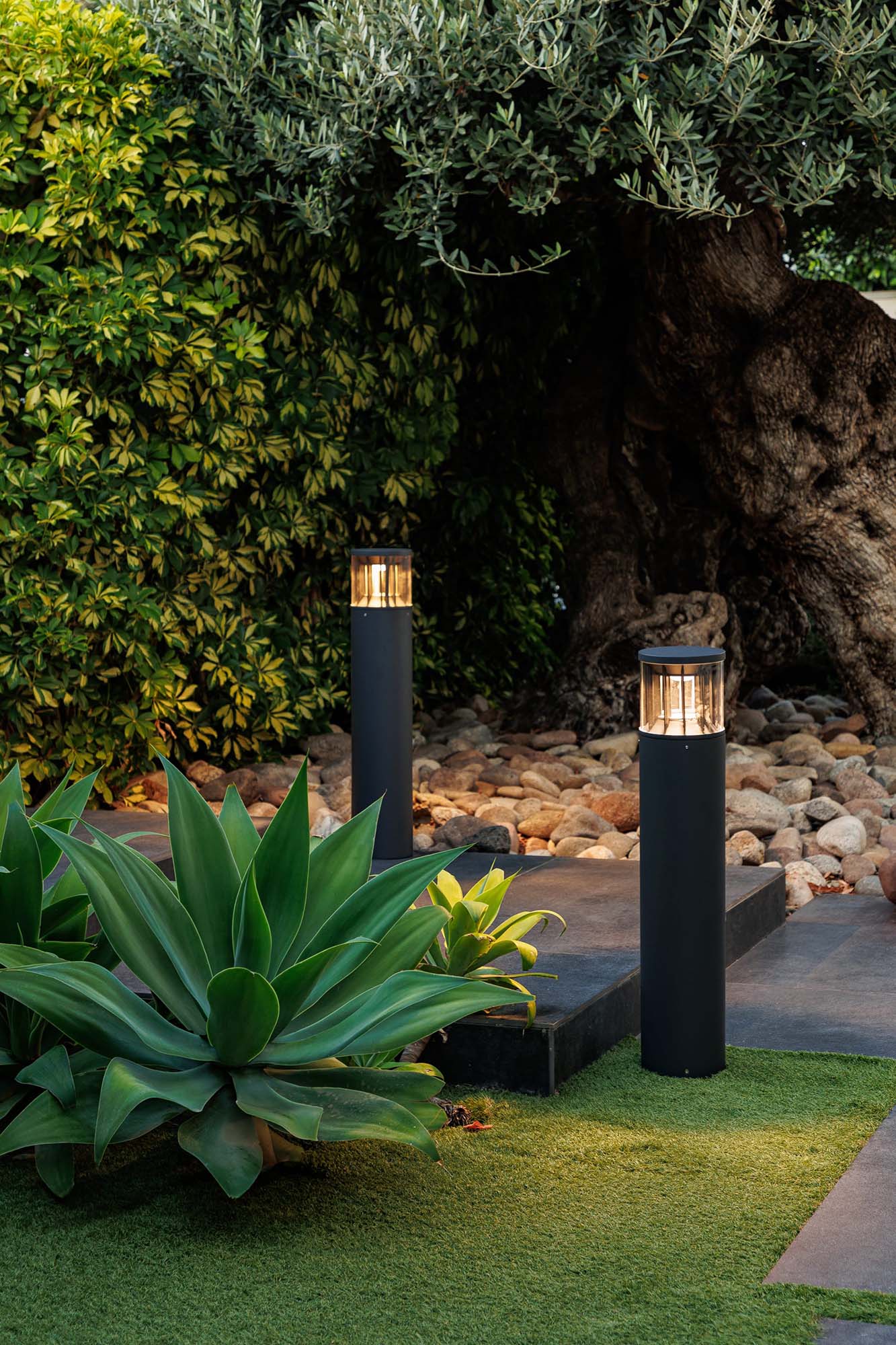 SCREEN 800 Dark grey beacon lamp 2700K 360º
