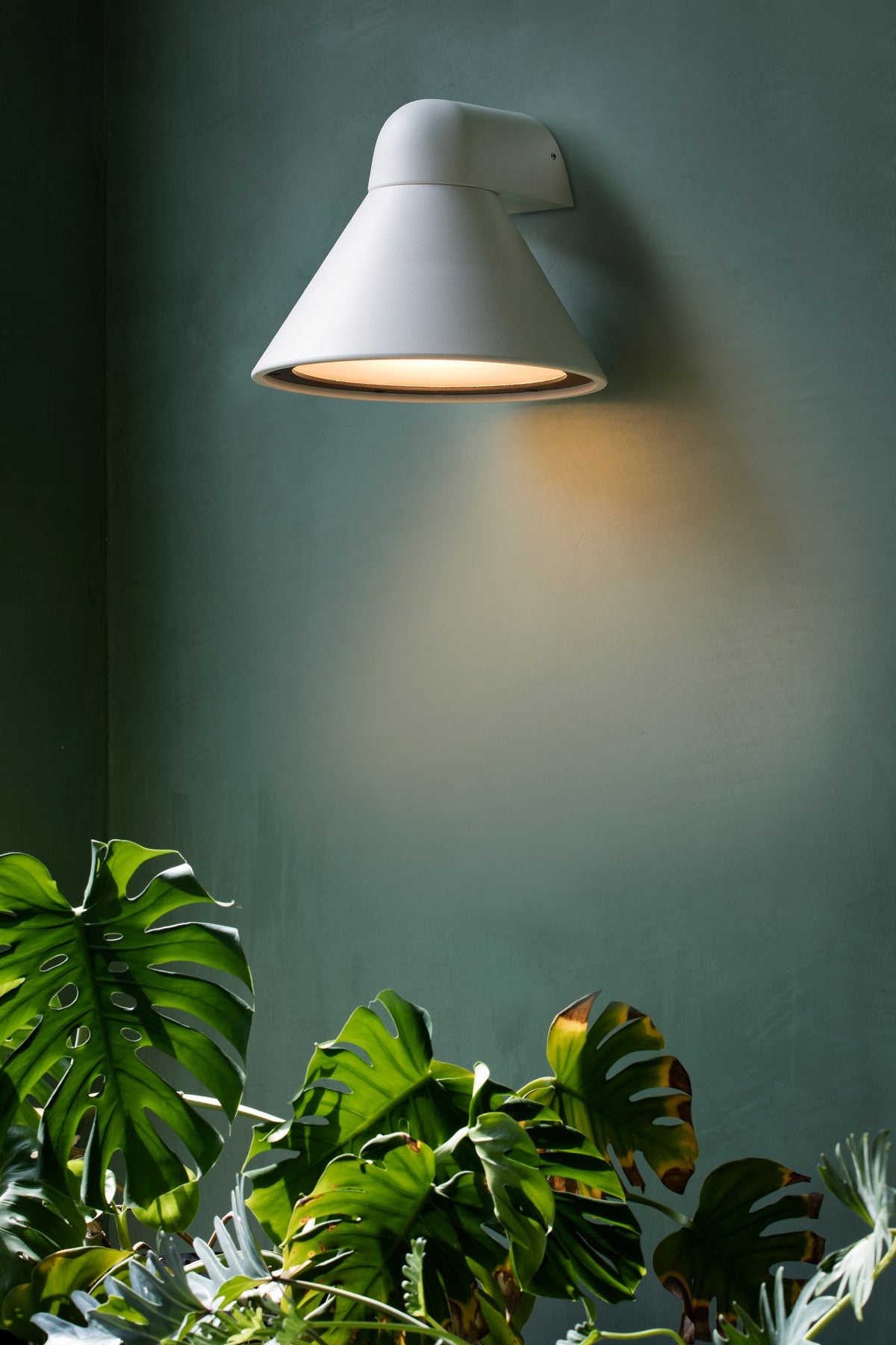 Wall light PALS WHITE WALL LIGHT 1xE27