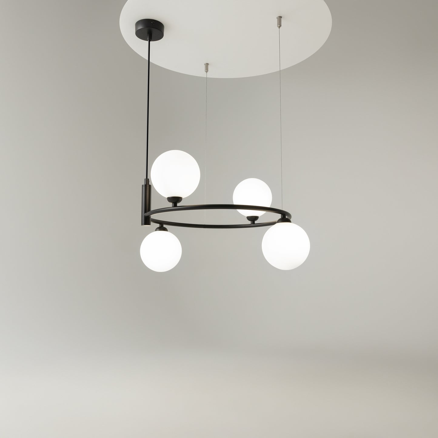 Ripatsvalgusti MOD013PL-04B