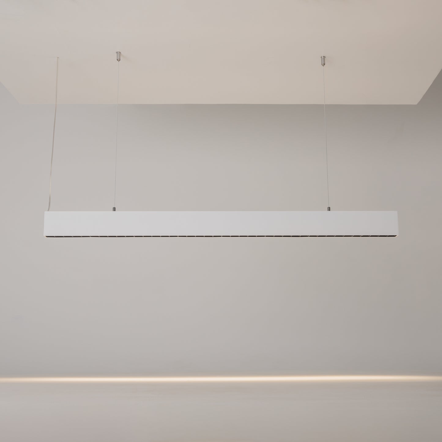 Rippvalgusti P050PL-L40W4K