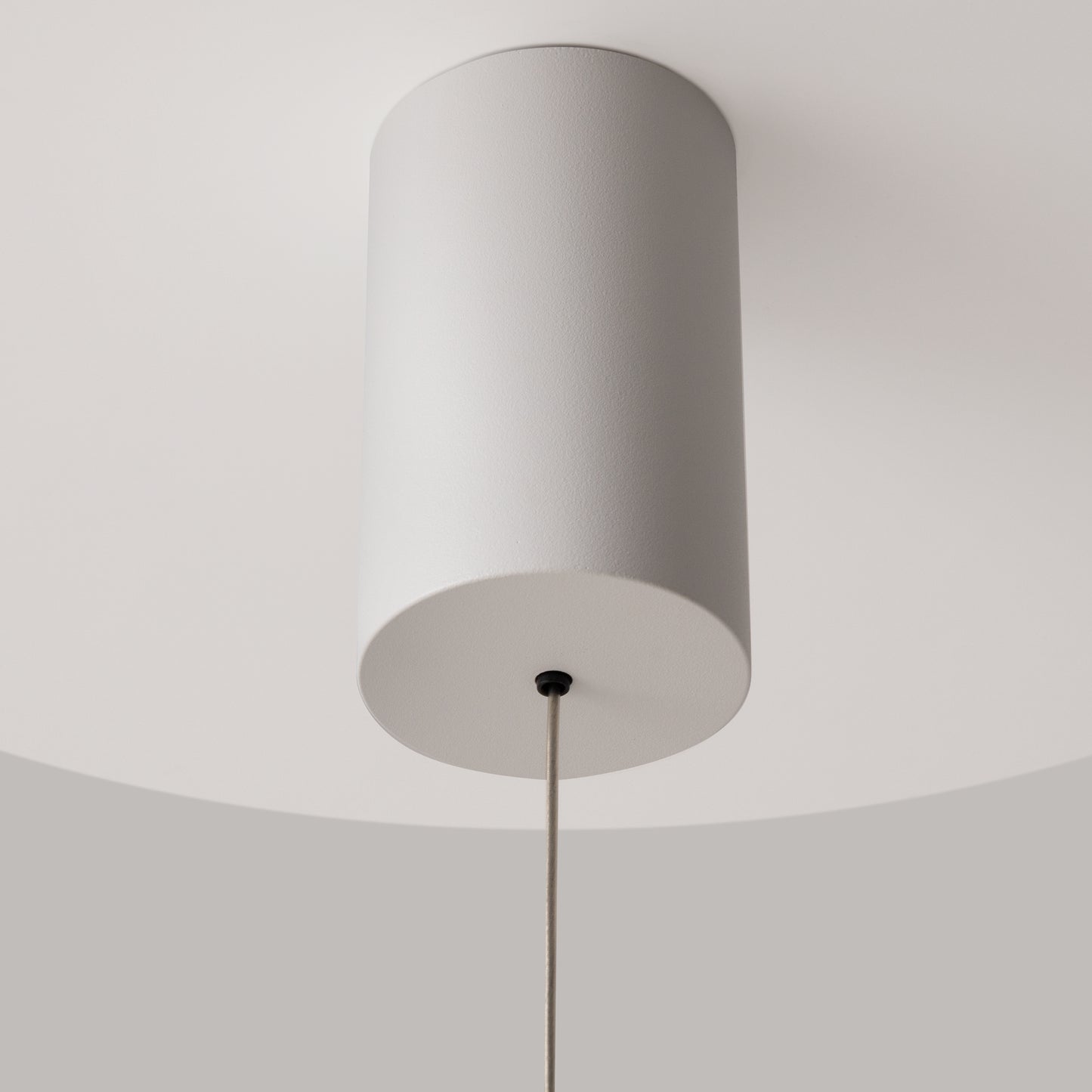 Rippvalgusti P076PL-L12W3K-W