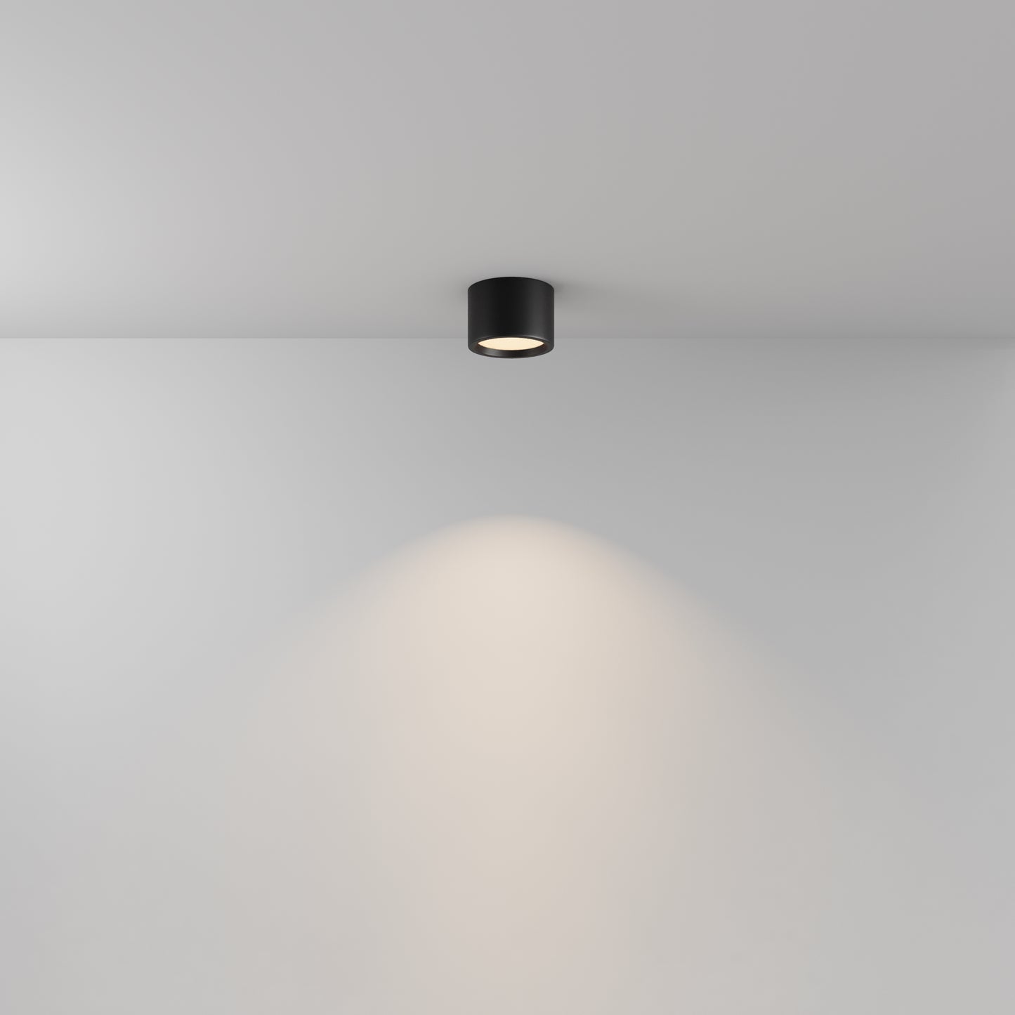 Ceiling luminaire C090CL-10W3K-B