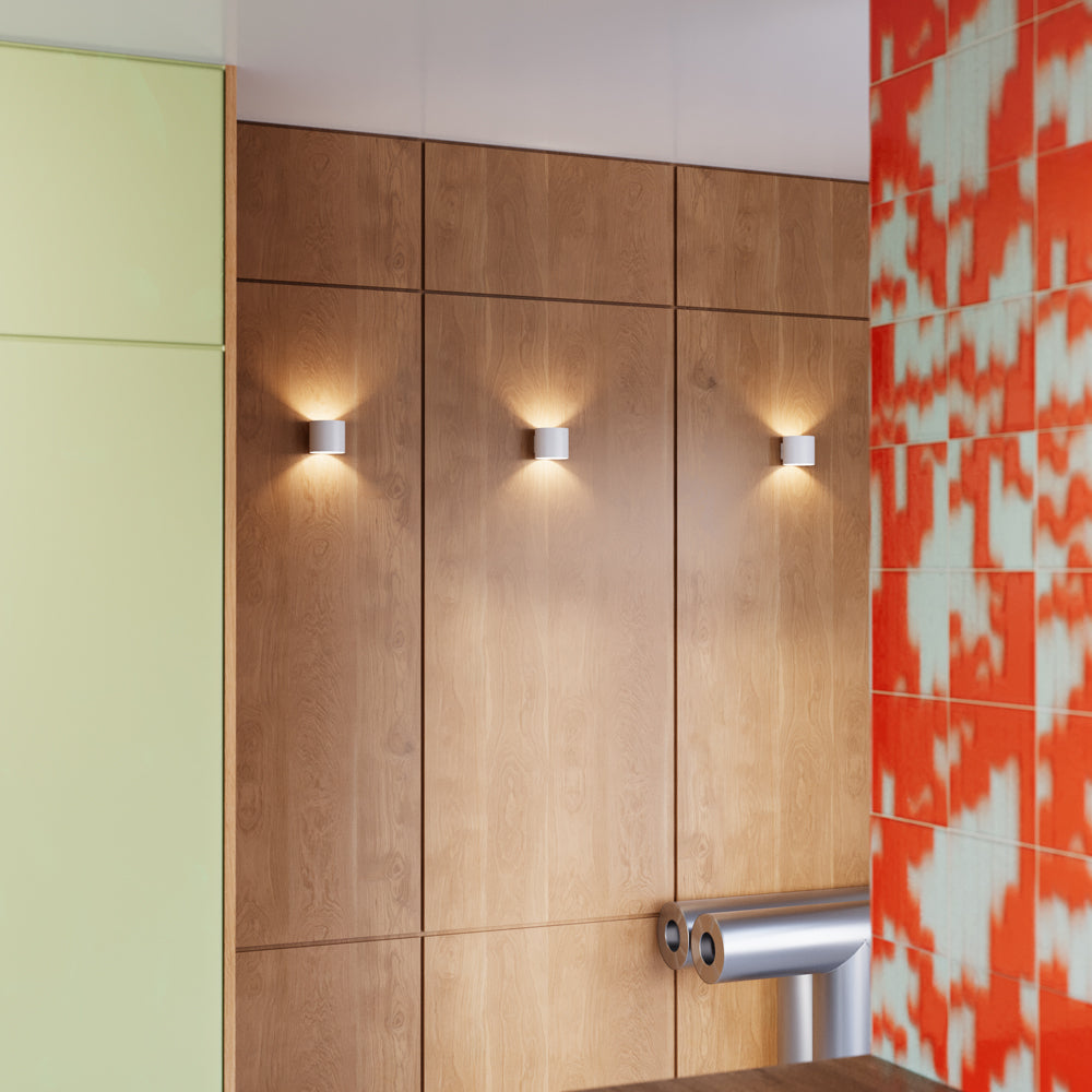 Seinavalgusti C066WL-01W